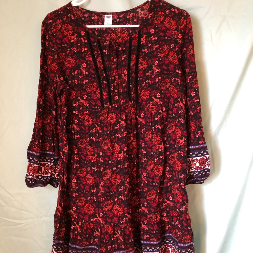 Short Floral Long Sleeved Dress: Old Navy Size M